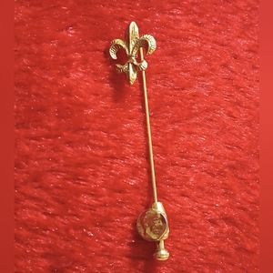 Fleur De Lis Vintage Pin